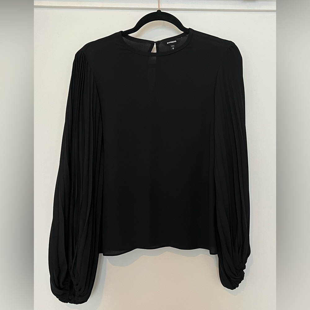 Black long sleeve blouse with pleated detail size Medium